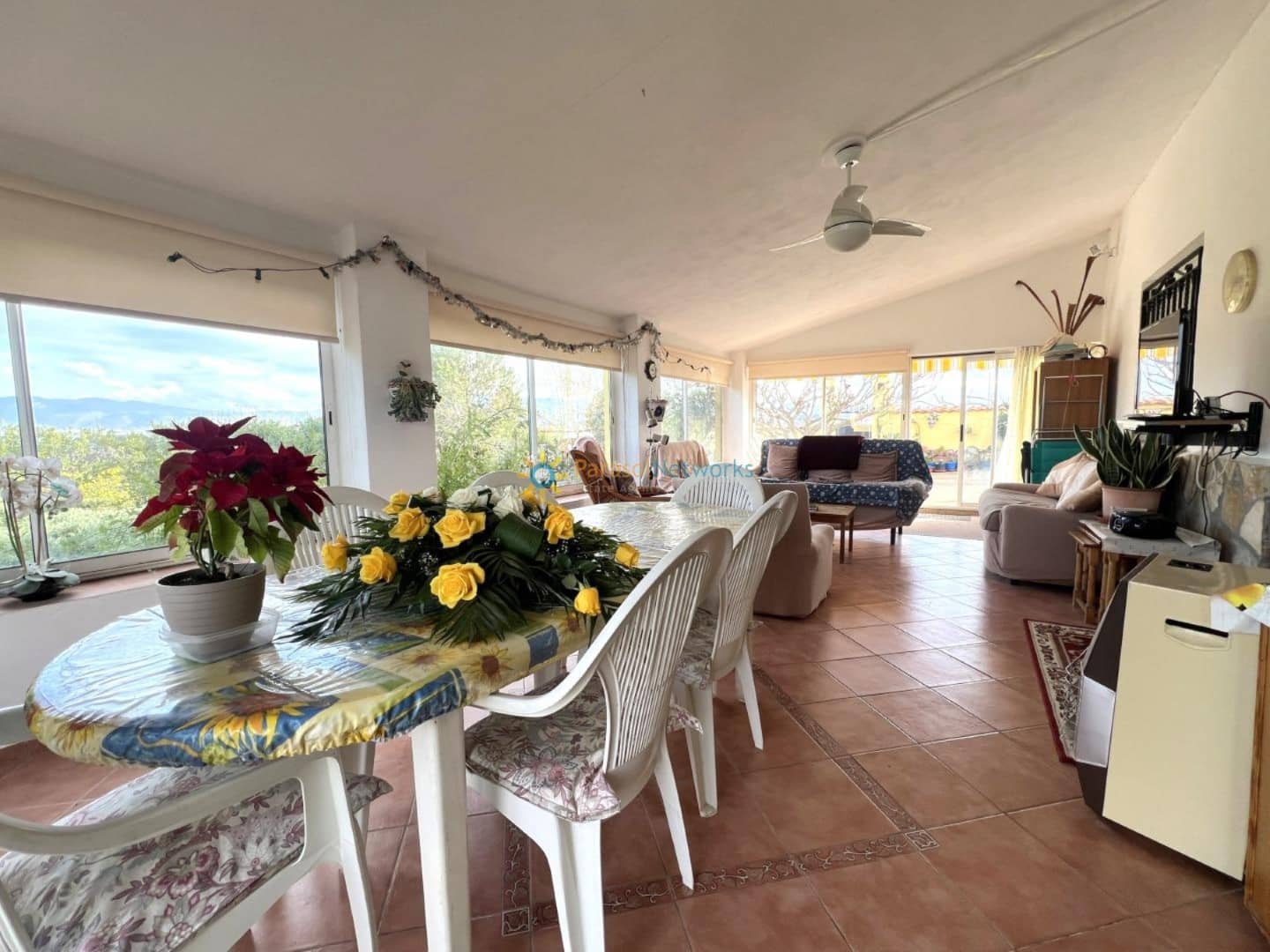 3 soveværelse Villa til salg i L'Olleria med swimmingpool garage - € 265.000 (Ref: 9254083)