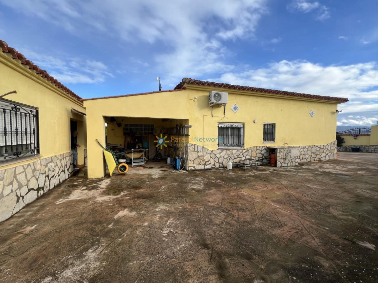 3 soveværelse Villa til salg i L'Olleria med swimmingpool garage - € 265.000 (Ref: 9254083)