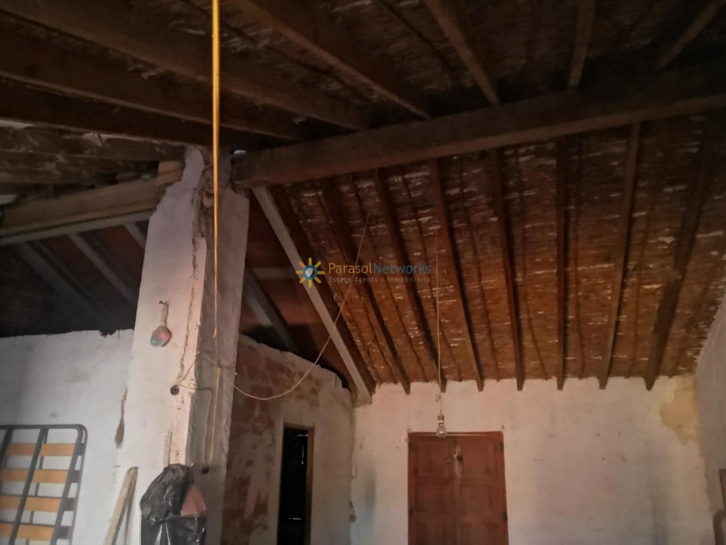 3 bedroom Townhouse for sale in Llutxent - € 55,000 (Ref: 9273038)