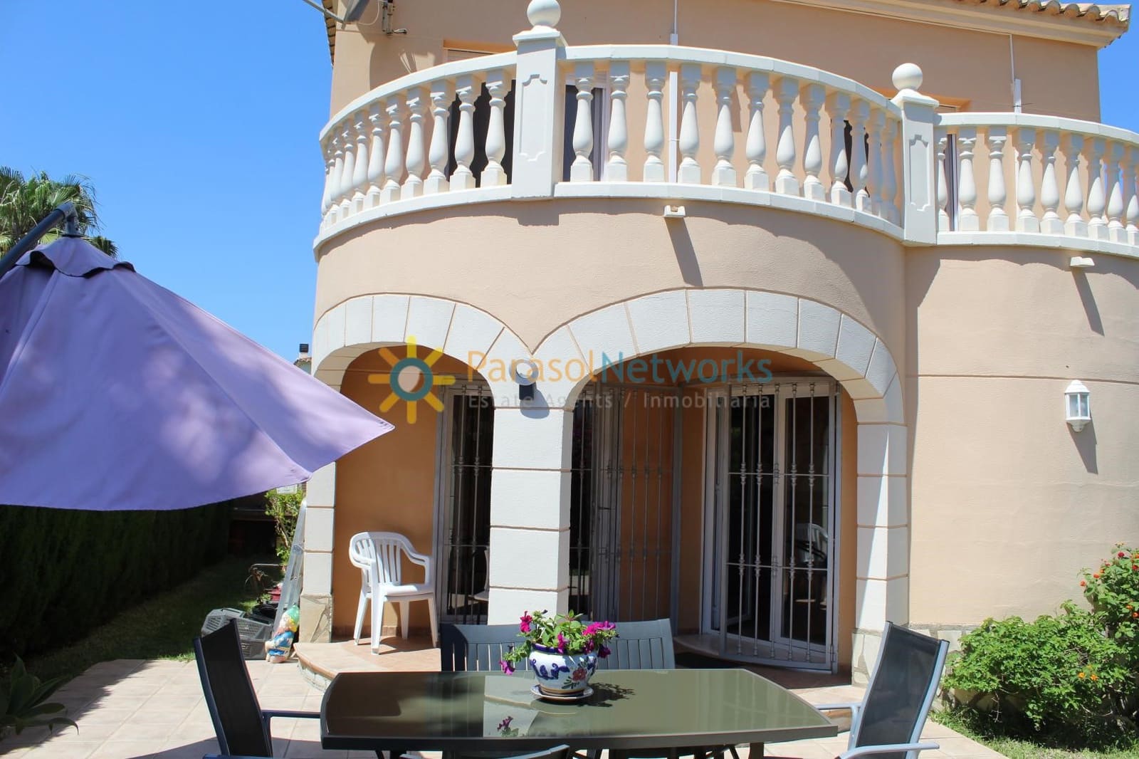 2 bedroom Villa for rent in Oliva with pool - € 900 (Ref: 9273042)