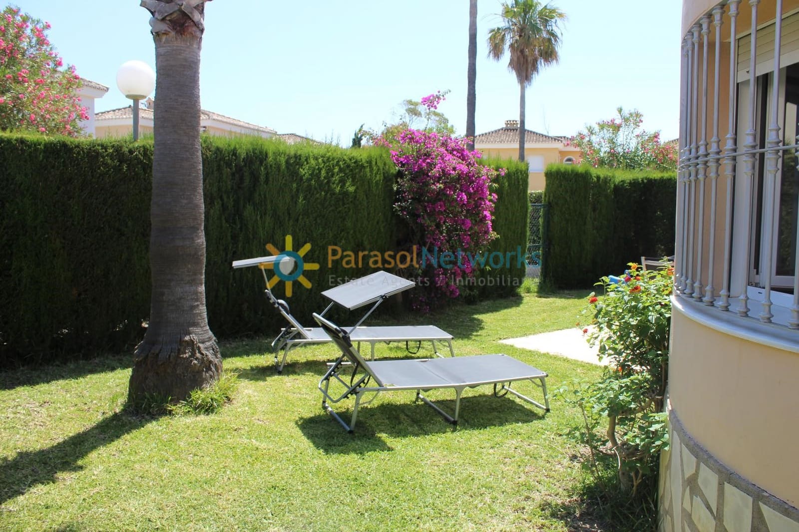 2 bedroom Villa for rent in Oliva with pool - € 900 (Ref: 9273042)