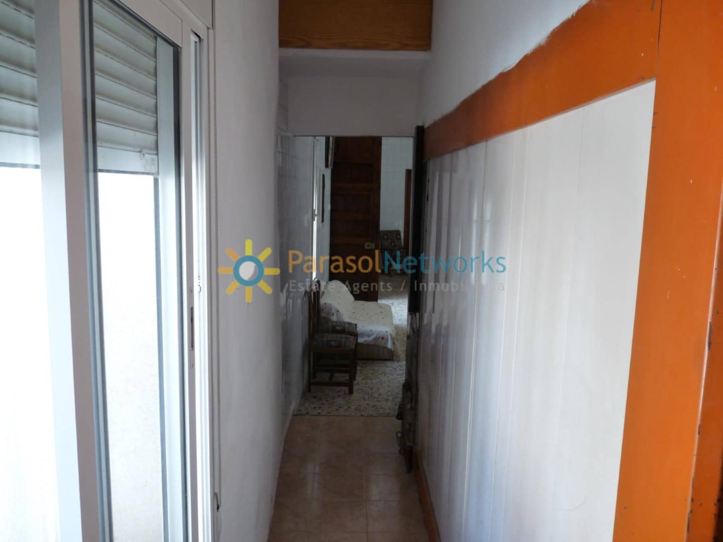 Negocio de 6 habitaciones en La Font d'En Carròs en venta - 200.000 € (Ref: 9282671)