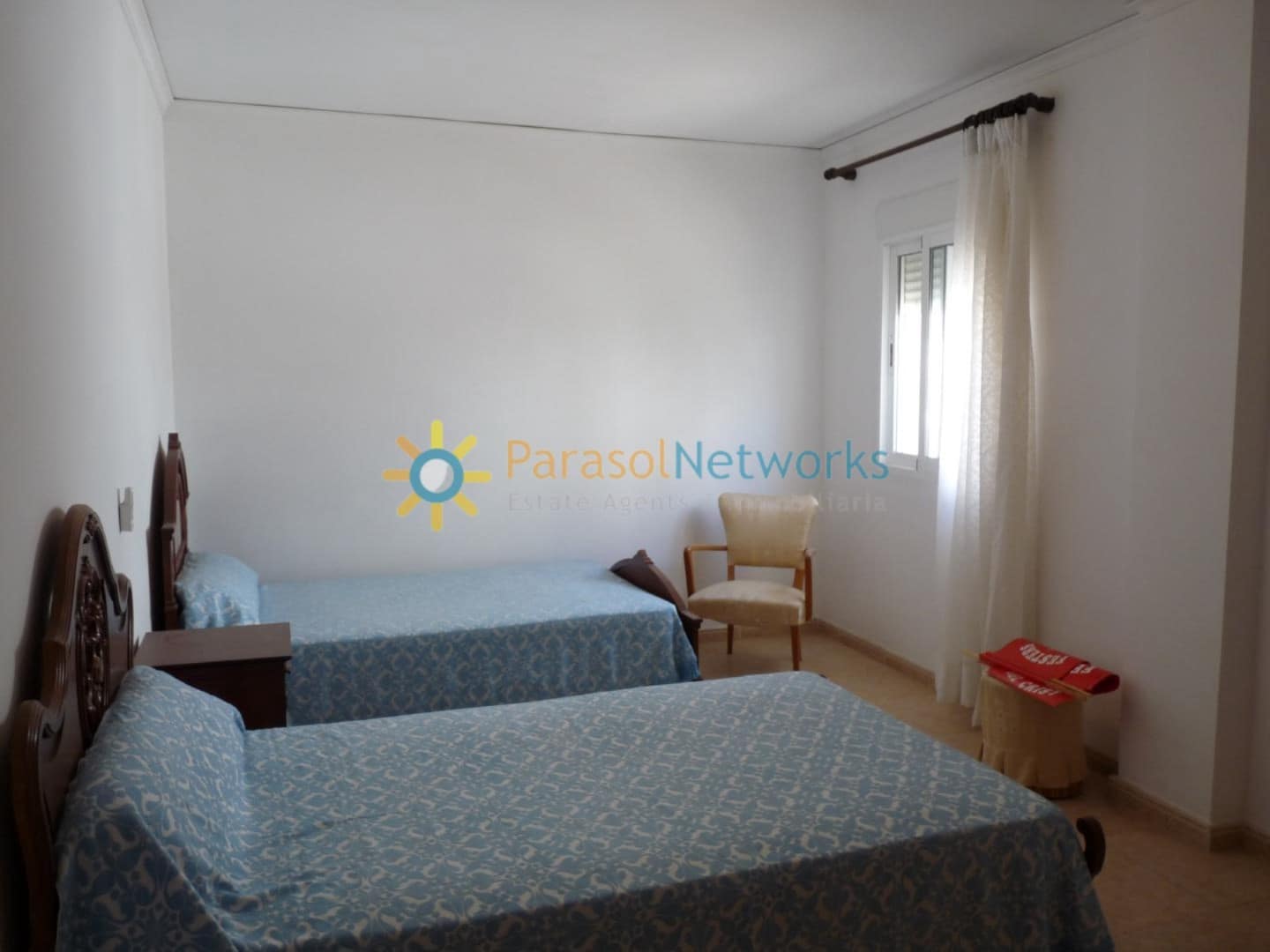 Negocio de 6 habitaciones en La Font d'En Carròs en venta - 200.000 € (Ref: 9282671)