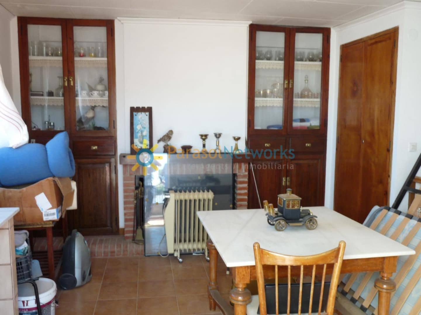 Negocio de 6 habitaciones en La Font d'En Carròs en venta - 200.000 € (Ref: 9282671)