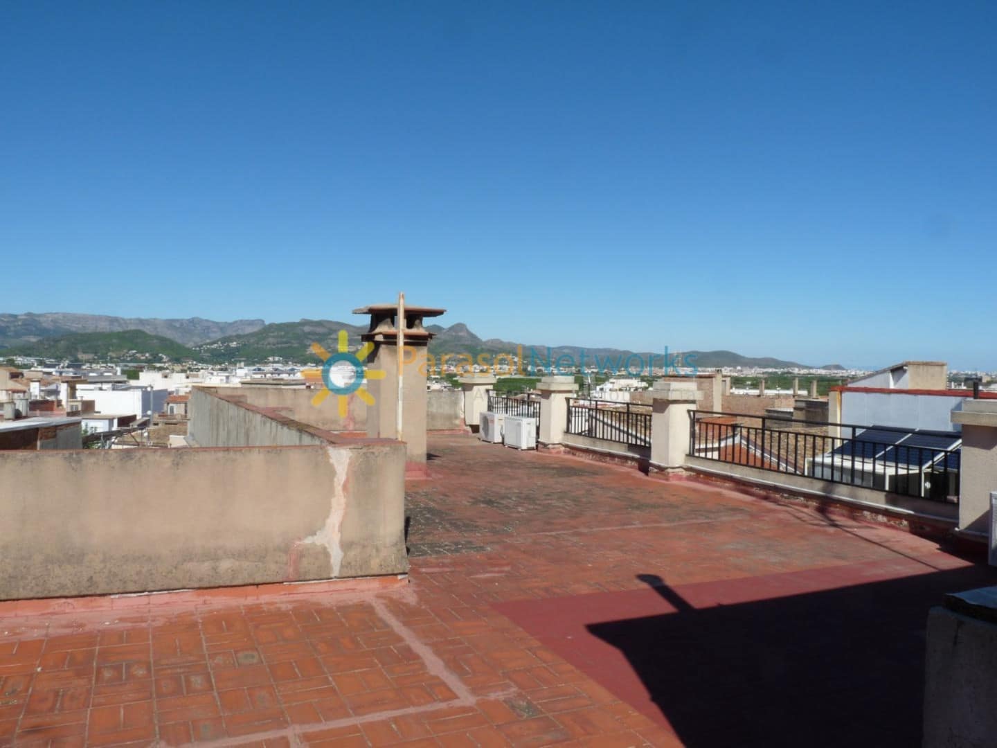 Negocio de 6 habitaciones en La Font d'En Carròs en venta - 200.000 € (Ref: 9282671)