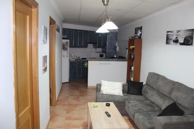 5 soveværelse Rækkehus til salg i Piles med garage - € 170.000 (Ref: 9293970)