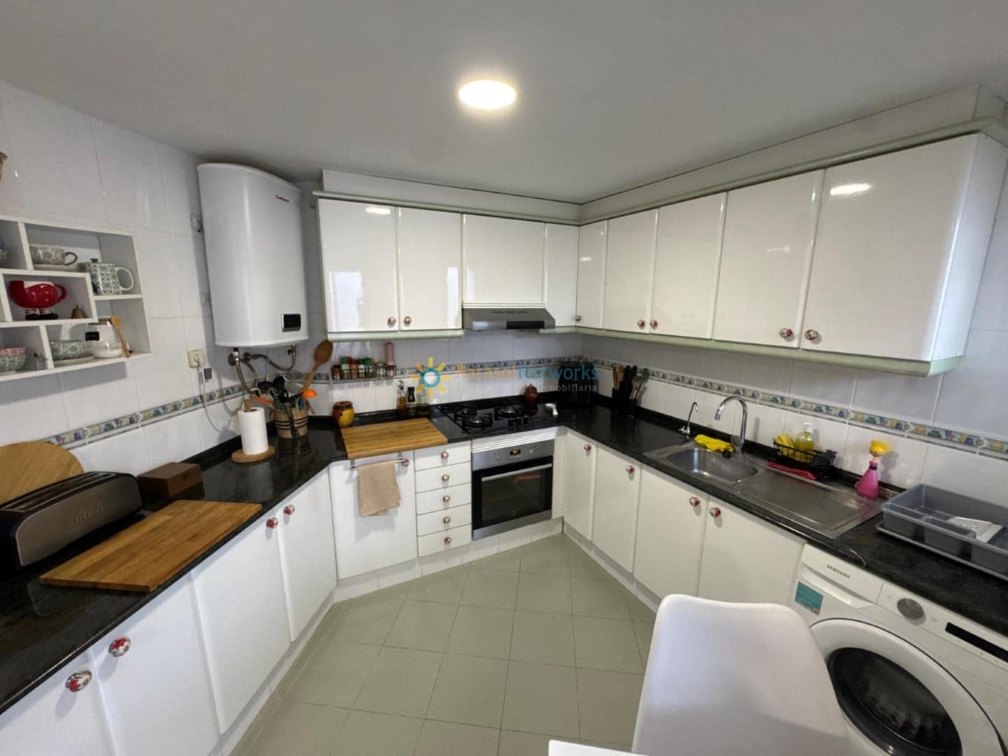 5 soveværelse Rækkehus til salg i Piles med garage - € 195.000 (Ref: 9293970)