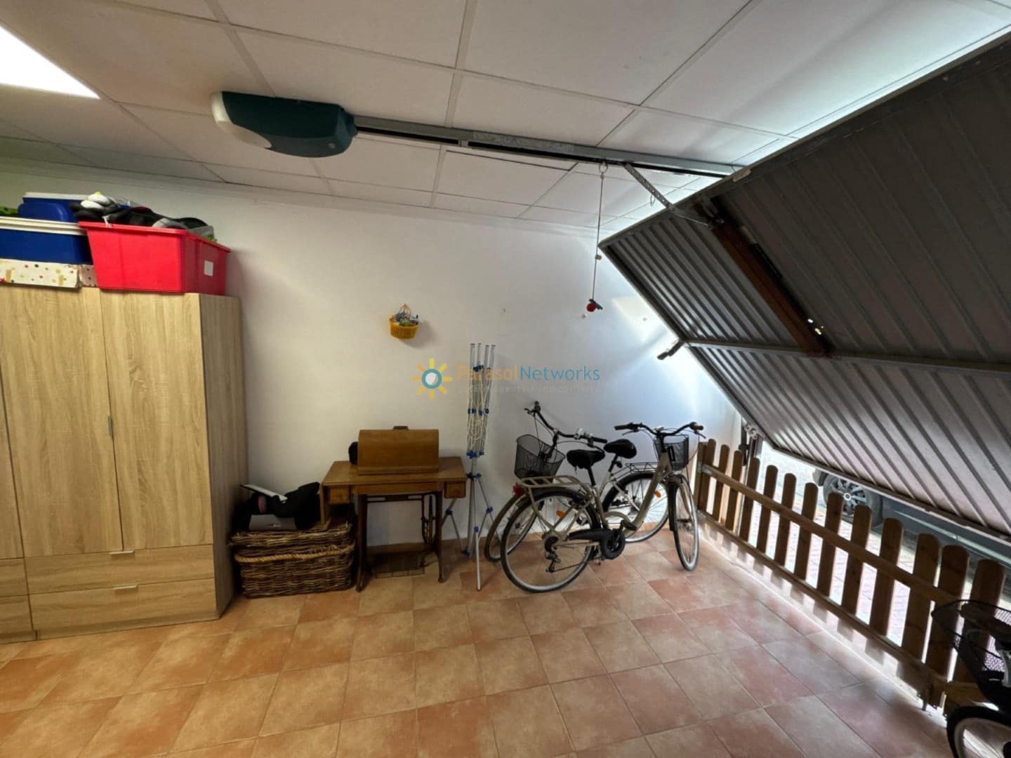 5 soveværelse Rækkehus til salg i Piles med garage - € 195.000 (Ref: 9293970)