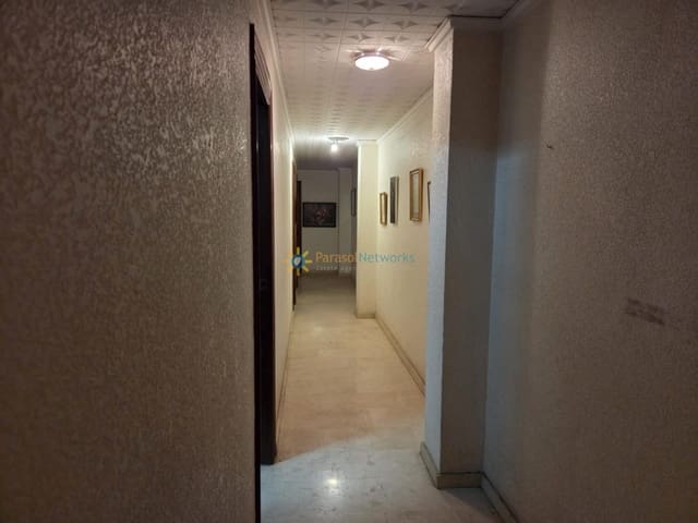 4 bedroom Townhouse for sale in Simat de la Valldigna with garage - € 199,000 (Ref: 9312007)