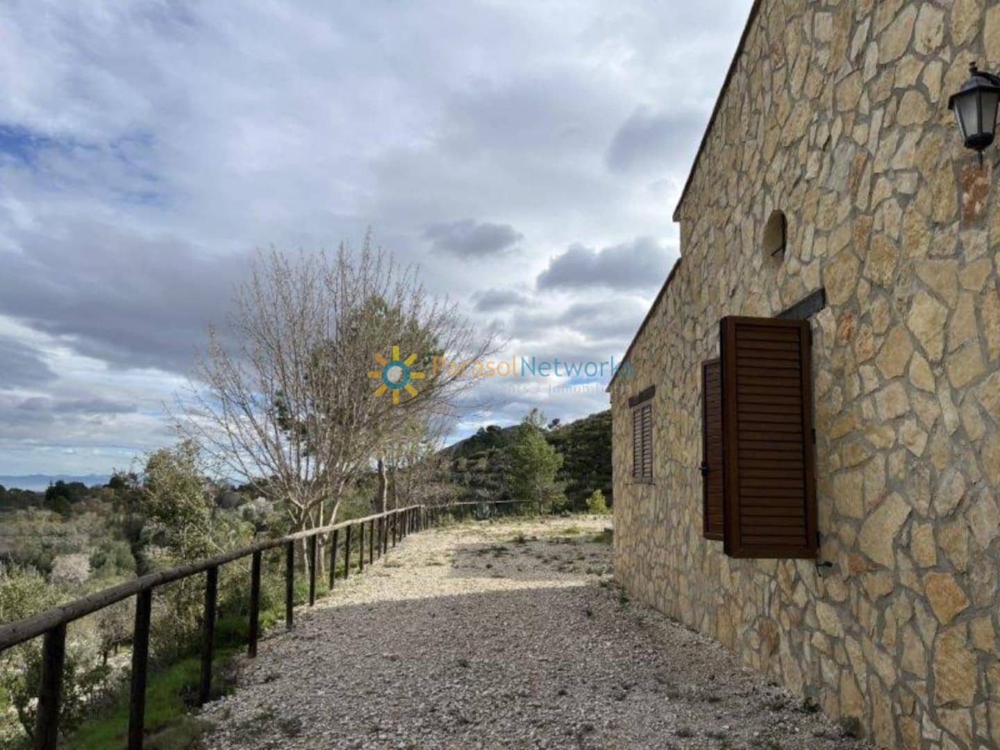 3 Zimmer Villa zu verkaufen in Ontinyent mit Garage - 200.000 € (Ref: 9314418)