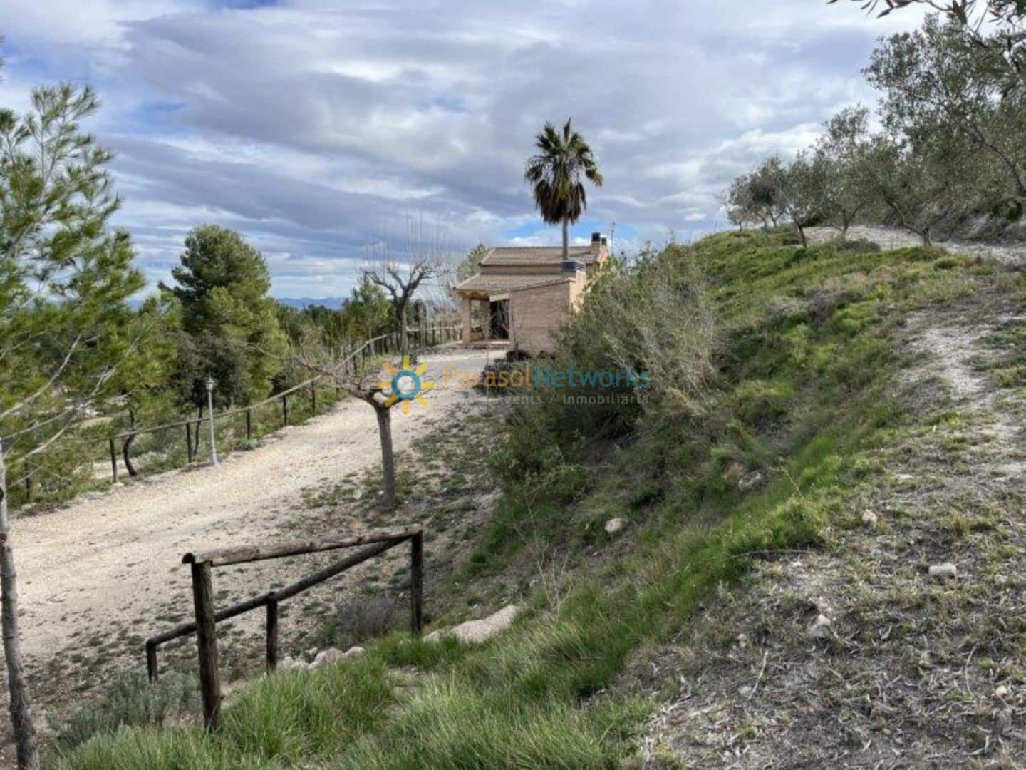 3 Zimmer Villa zu verkaufen in Ontinyent mit Garage - 200.000 € (Ref: 9314418)