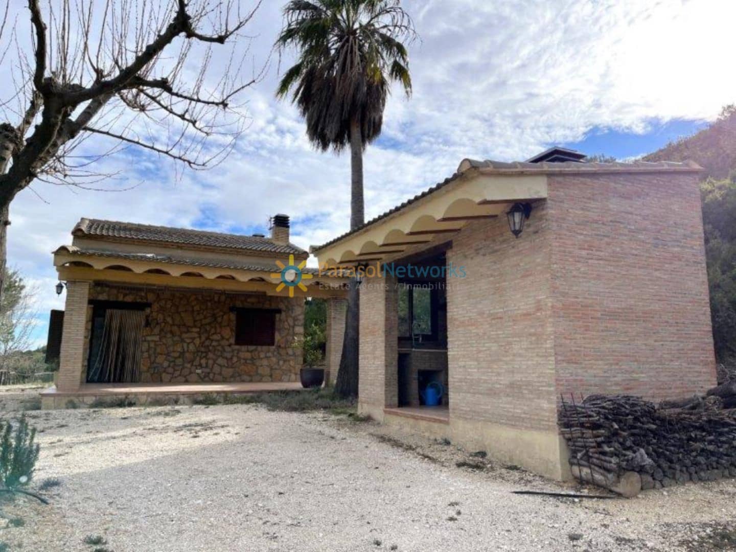 3 Zimmer Villa zu verkaufen in Ontinyent mit Garage - 200.000 € (Ref: 9314418)