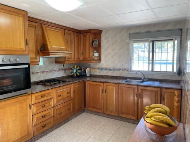 3 soverom Villa til salgs i Ontinyent med garasje - € 150 000 (Ref: 9319175)