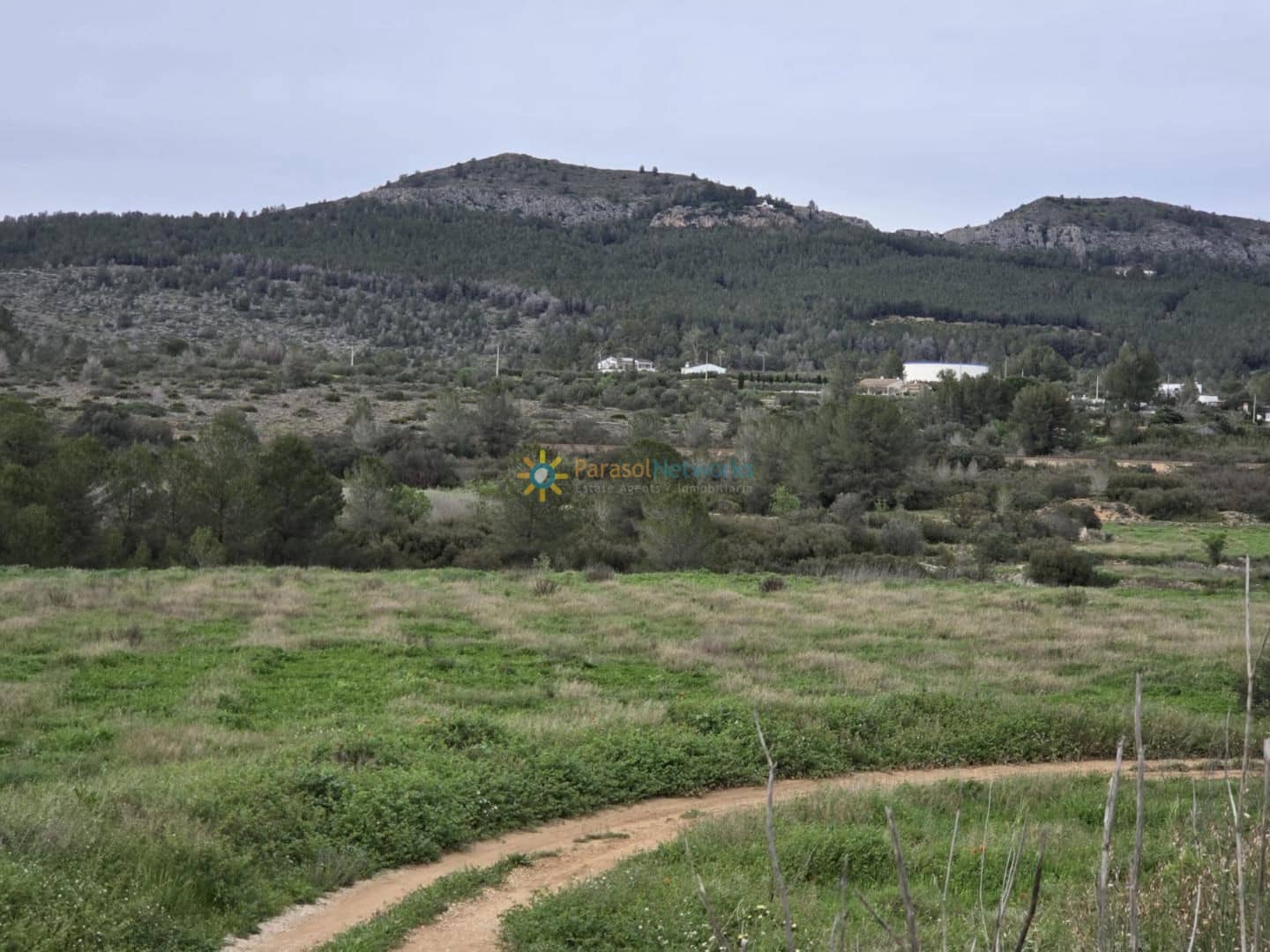 Ubebygd land til salgs i Beniganim - € 170 000 (Ref: 9324473)