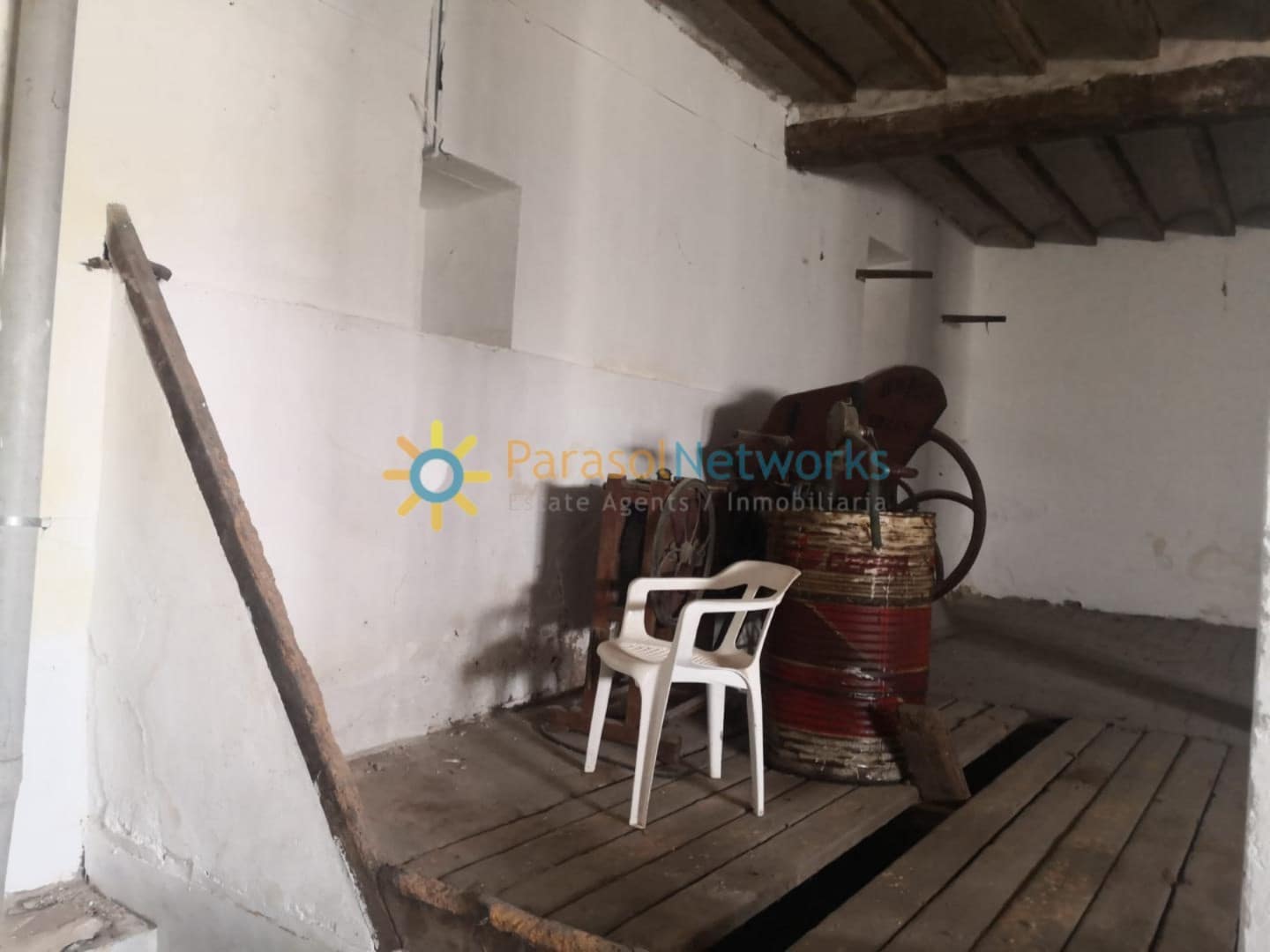 3 soveværelse Finca/Landehus til salg i Villena med garage - € 1.000.000 (Ref: 9328319)