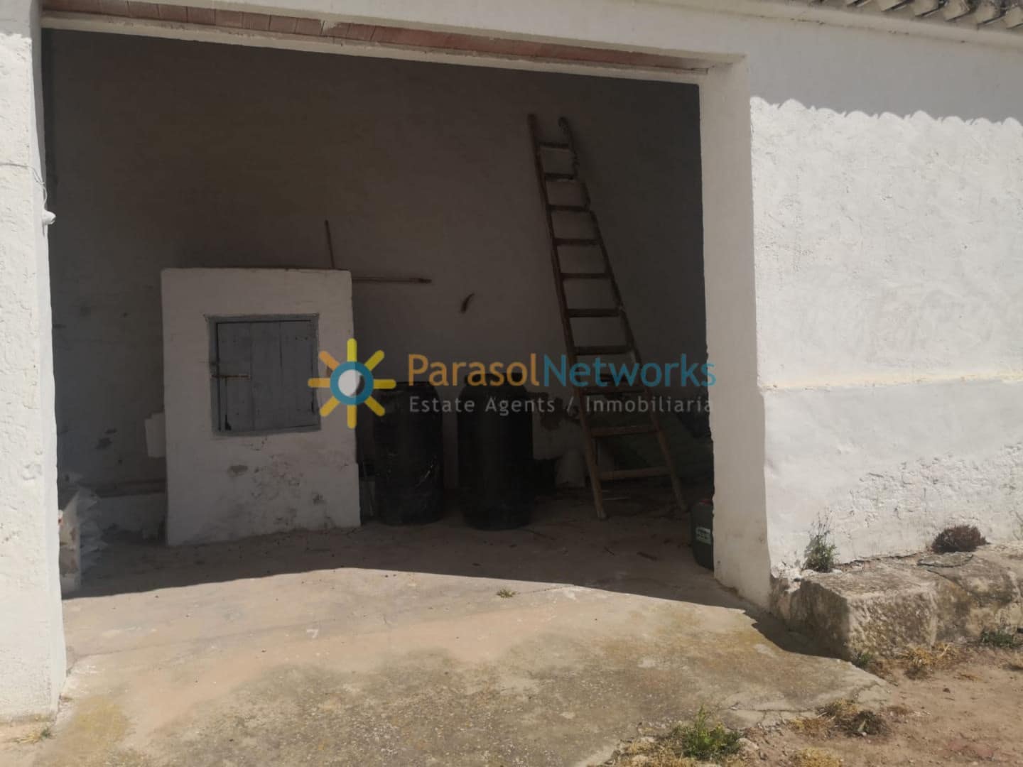 3 soveværelse Finca/Landehus til salg i Villena med garage - € 1.000.000 (Ref: 9328319)