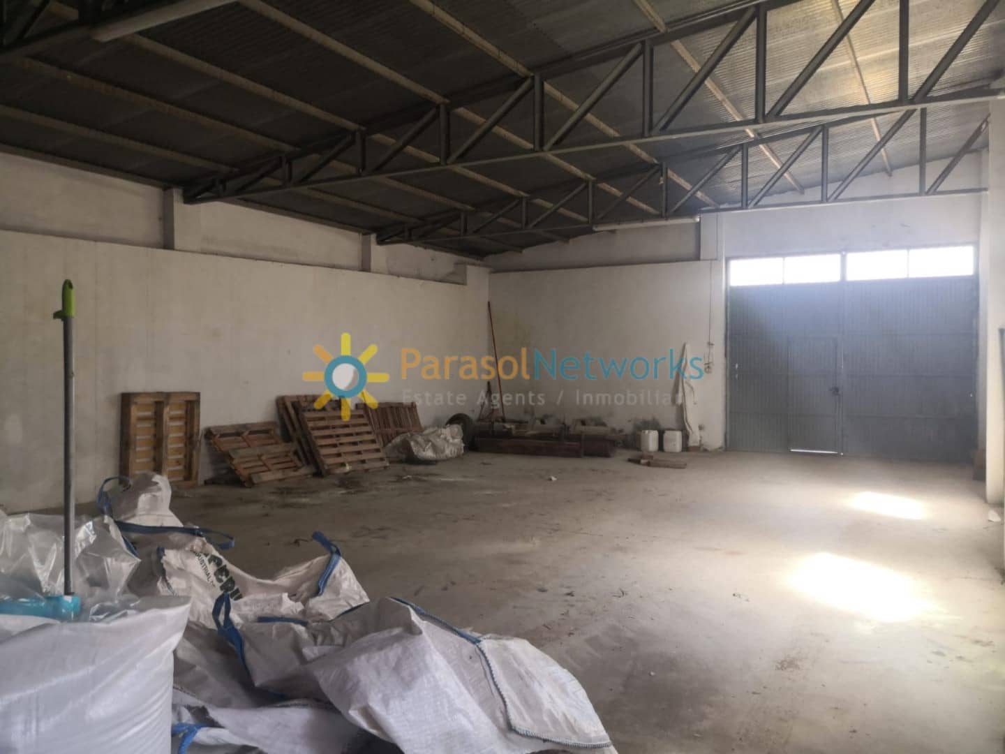 3 soveværelse Finca/Landehus til salg i Villena med garage - € 1.000.000 (Ref: 9328319)