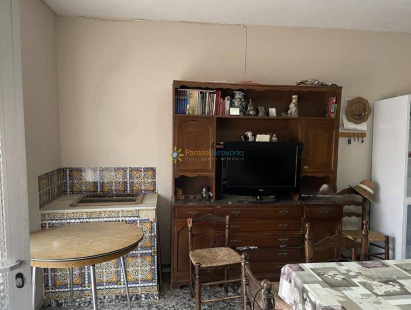 4 slaapkamer Villa te koop in Ontinyent - € 110.000 (Ref: 9329911)