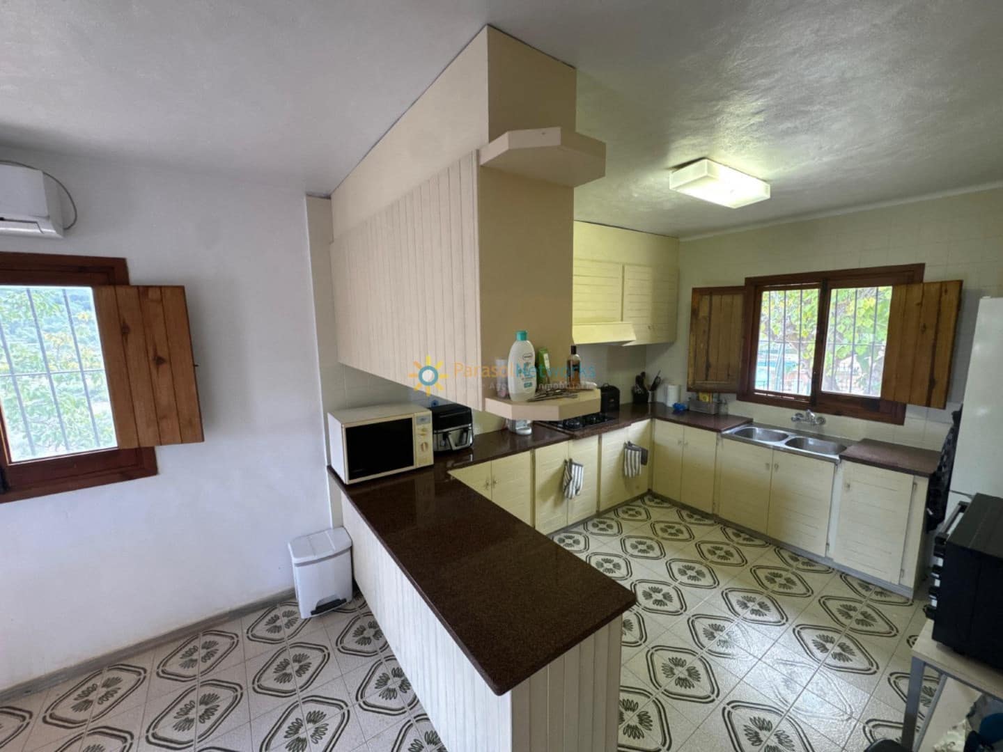 Chalet de 3 habitaciones en Villalonga en venta con piscina garaje - 225.000 € (Ref: 9344076)