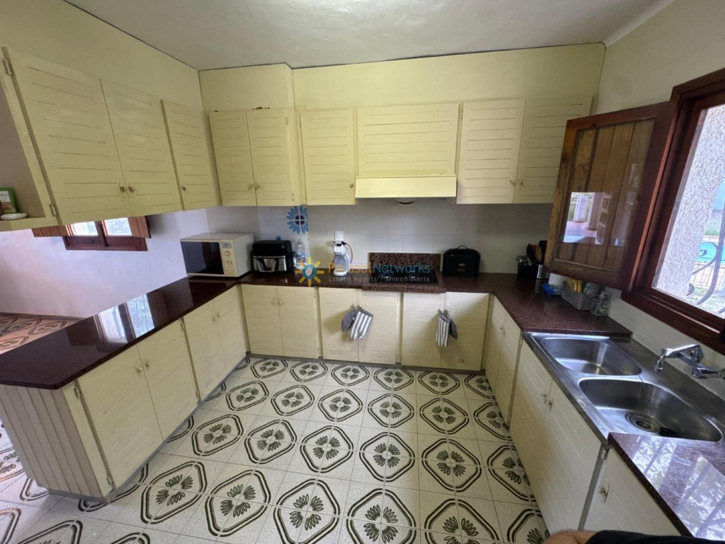 Chalet de 3 habitaciones en Villalonga en venta con piscina garaje - 225.000 € (Ref: 9344076)