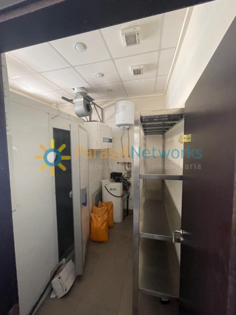 Commerciale in vendita in Xeraco - 130.000 € (Rif: 9345702)