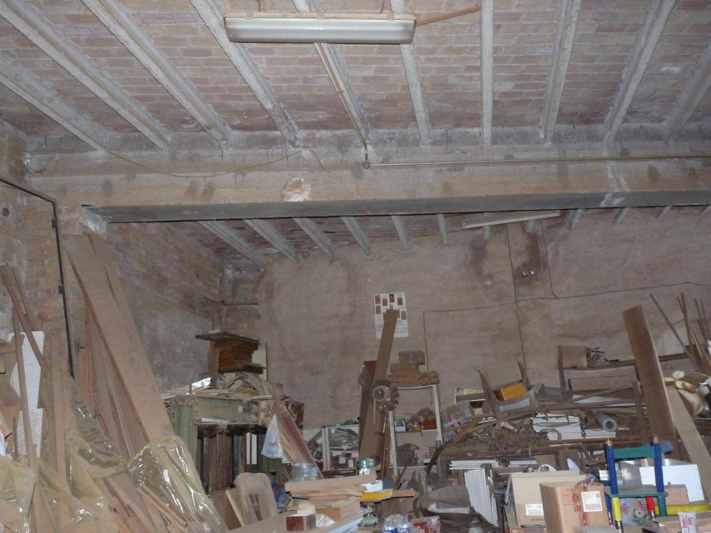 Kommersiell til salgs i La Font d'En Carros - € 80 000 (Ref: 9357932)