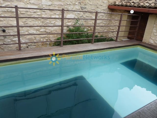 9 bedroom Hotel for sale in Palomar with pool - € 290,000 (Ref: 9360994)