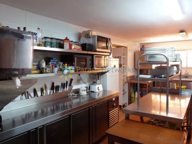 1 bedroom Restaurant/Bar for sale in Piles - € 280,000 (Ref: 9371334)