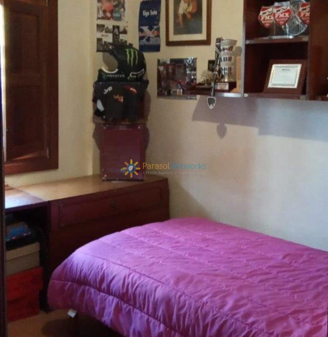 3 soverom Villa til salgs i Ontinyent med svømmebasseng garasje - € 250 000 (Ref: 9371482)