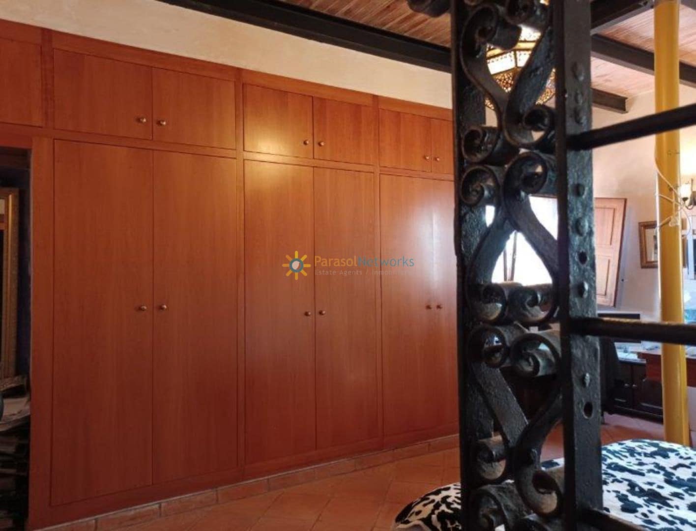 3 soverom Villa til salgs i Ontinyent med svømmebasseng garasje - € 250 000 (Ref: 9371482)