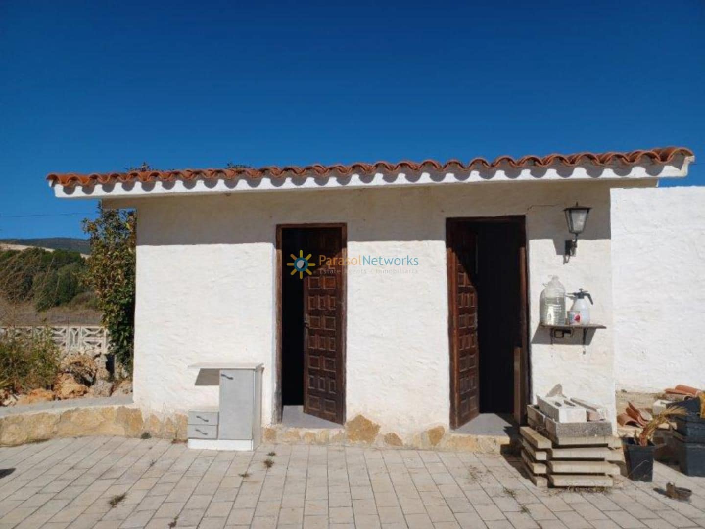 3 soverom Villa til salgs i Ontinyent med svømmebasseng garasje - € 250 000 (Ref: 9371482)