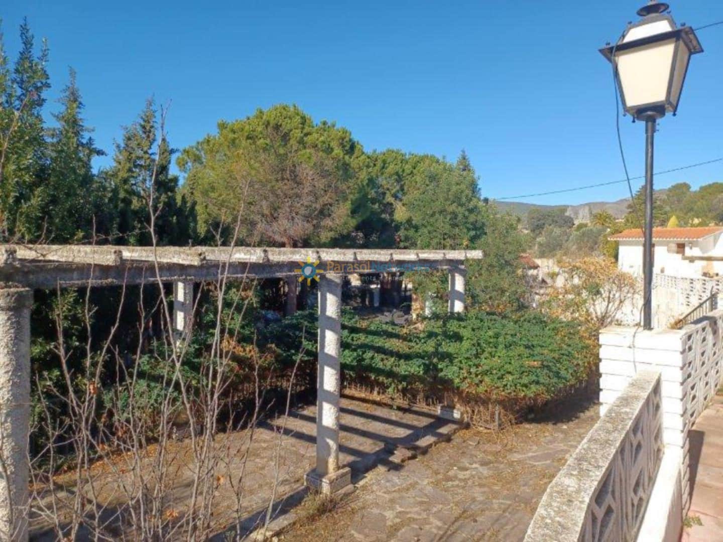 3 soverom Villa til salgs i Ontinyent med svømmebasseng garasje - € 250 000 (Ref: 9371482)