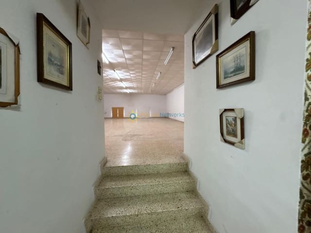 3 bedroom Shop for sale in Simat de la Valldigna - € 165,000 (Ref: 9374566)