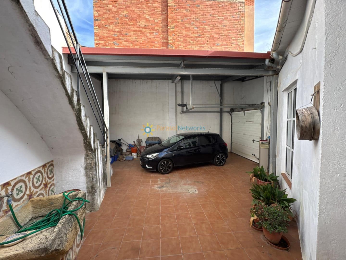 6 bedroom Townhouse for sale in Llutxent - € 193,500 (Ref: 9380150)