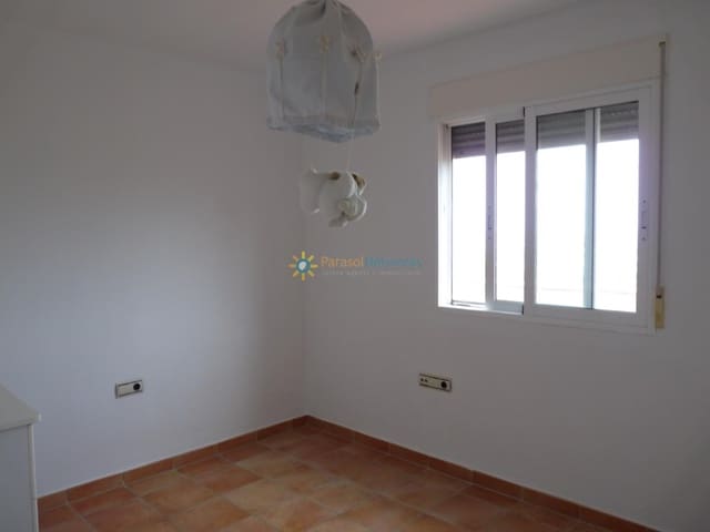 8 soverom Villa til salgs i Oliva Pueblo, Oliva med garasje - € 500 000 (Ref: 9383540)