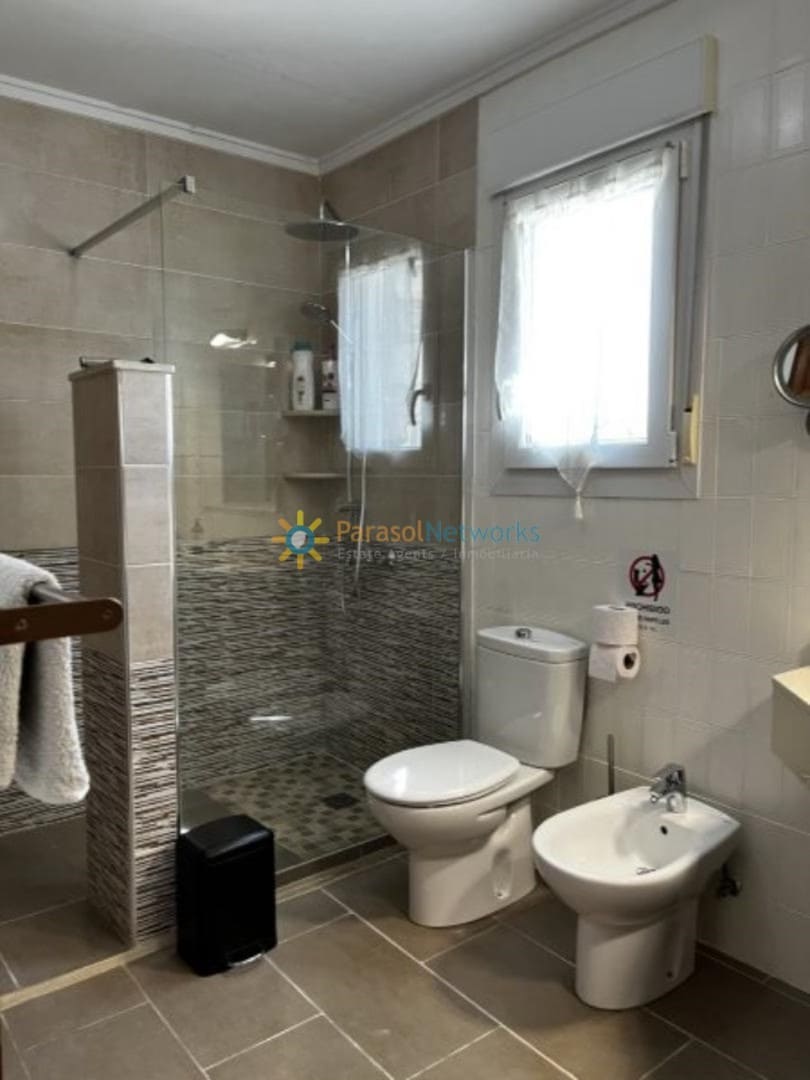 4 soverom Villa til salgs i Ontinyent med svømmebasseng garasje - € 495 000 (Ref: 9383967)