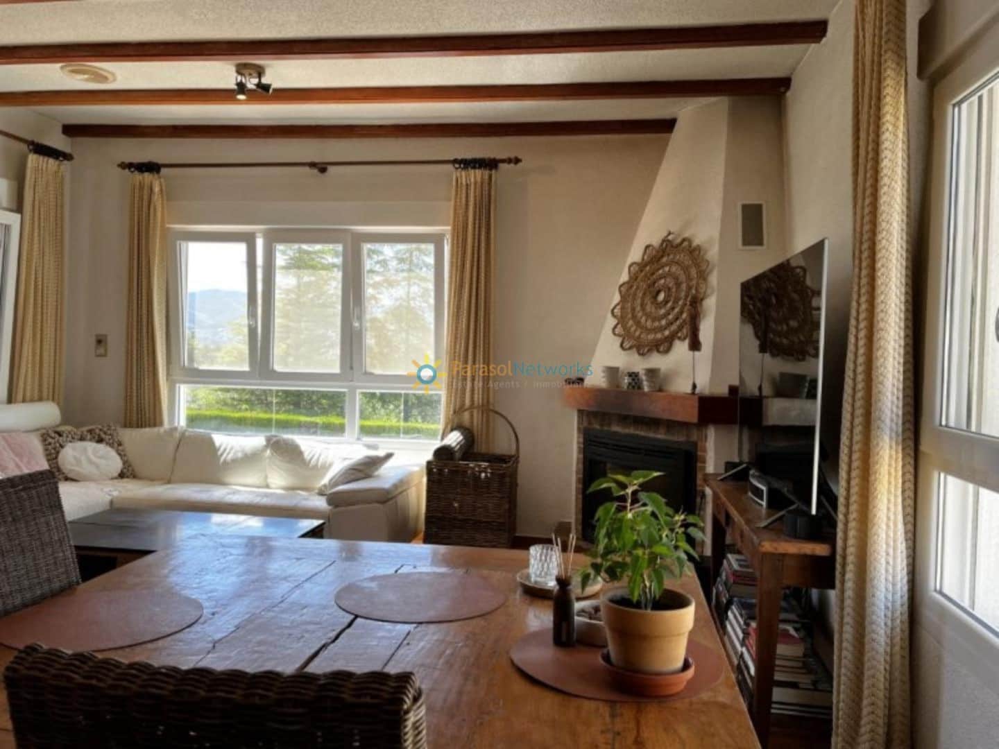 4 soverom Villa til salgs i Ontinyent med svømmebasseng garasje - € 495 000 (Ref: 9383967)