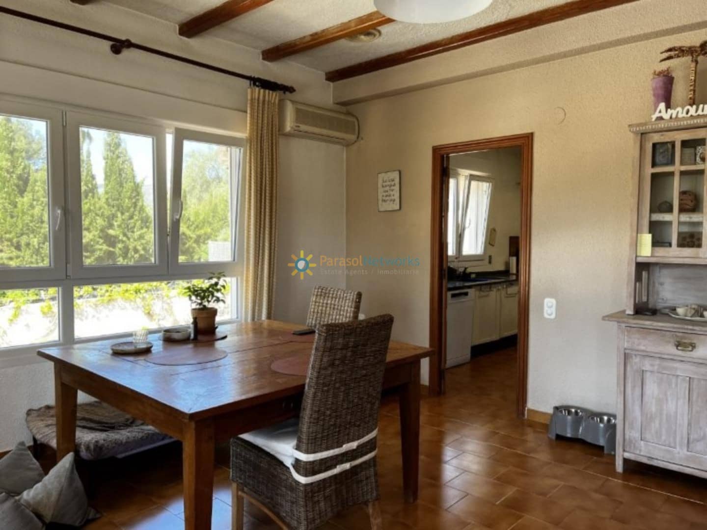 4 soverom Villa til salgs i Ontinyent med svømmebasseng garasje - € 495 000 (Ref: 9383967)