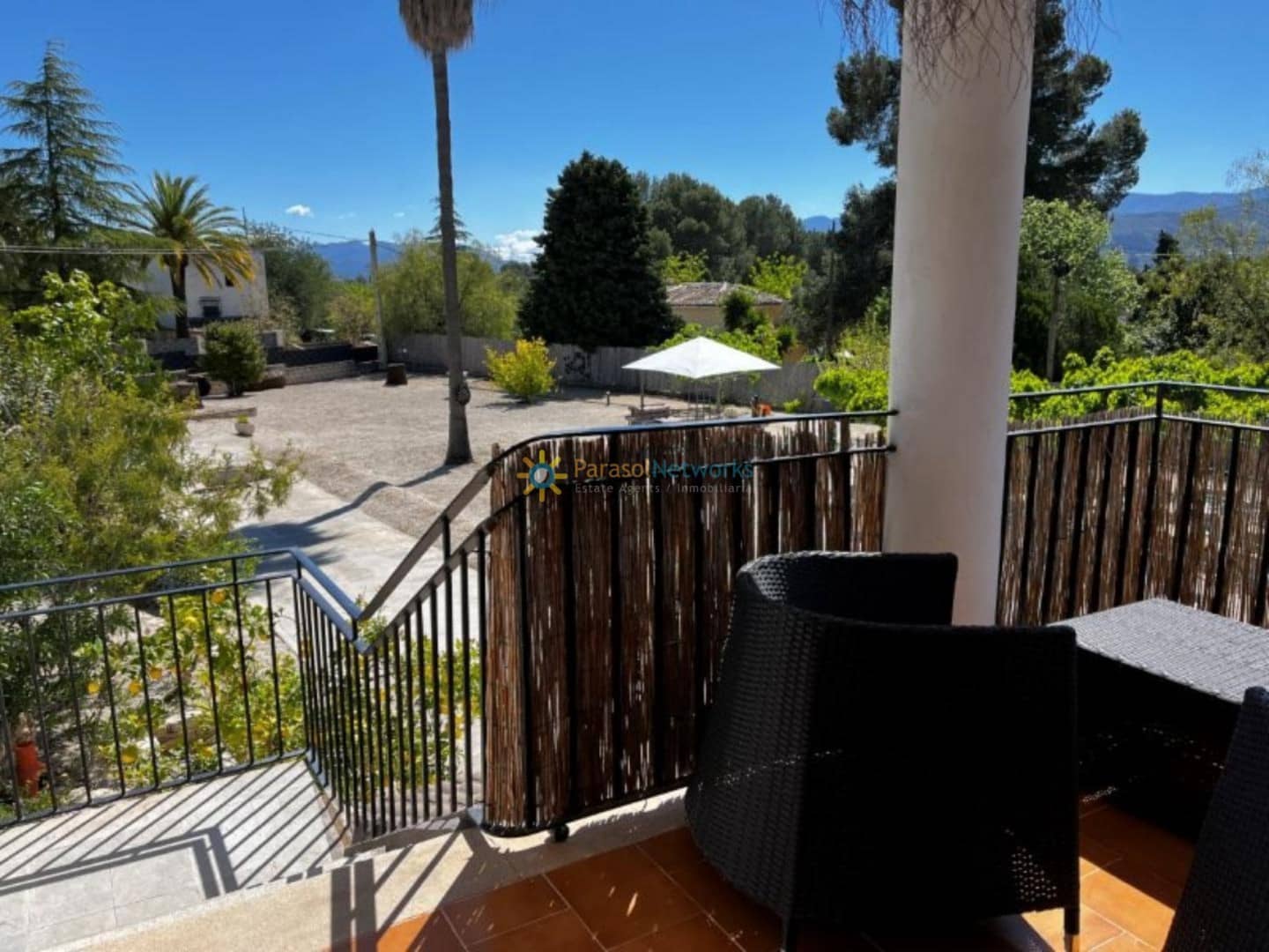 4 soverom Villa til salgs i Ontinyent med svømmebasseng garasje - € 495 000 (Ref: 9383967)