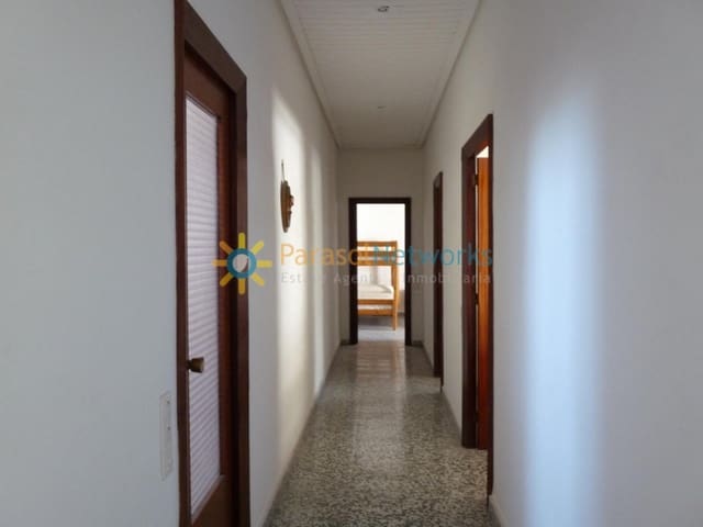 6 bedroom Townhouse for sale in La Font d'En Carròs - € 200,000 (Ref: 9384894)