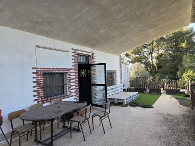 Chalet de 3 habitaciones en Simat de la Valldigna en venta con garaje - 95.000 € (Ref: 9395411)