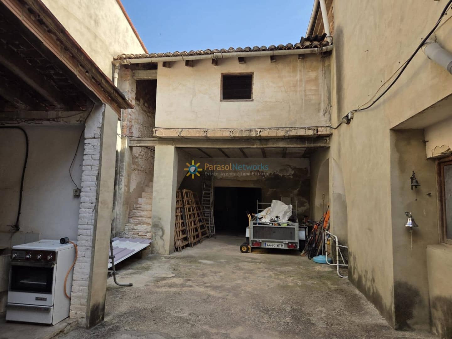 Casa de 8 habitaciones en Alcàntera de Xúquer en venta - 200.000 € (Ref: 9396669)