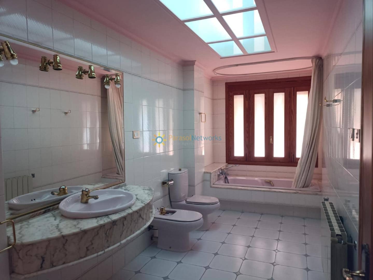 3 sypialnia Dom na sprzedaż w Oliva z garażem - 275 000 € (Ref: 9397970)