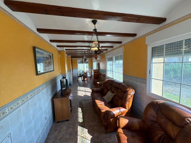 4 bedroom Villa for sale in Daimús with pool garage - € 600,000 (Ref: 9400109)