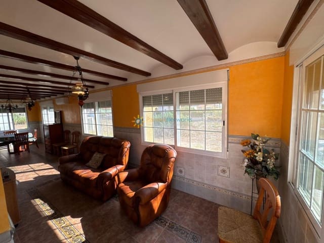 4 bedroom Villa for sale in Daimús with pool garage - € 600,000 (Ref: 9400109)