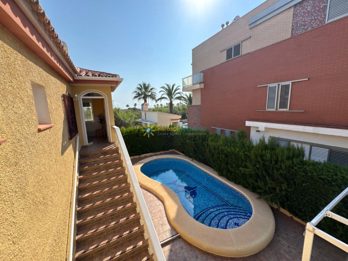 4 quarto Moradia para venda em Daimus com piscina garagem - 600 000 € (Ref: 9400109)