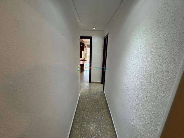 4 bedroom Apartment for sale in Bellreguard - € 130,000 (Ref: 9400125)