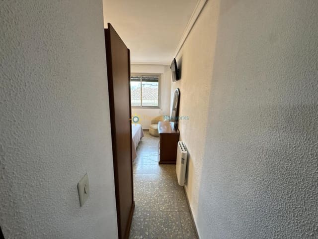 4 bedroom Apartment for sale in Bellreguard - € 130,000 (Ref: 9400125)