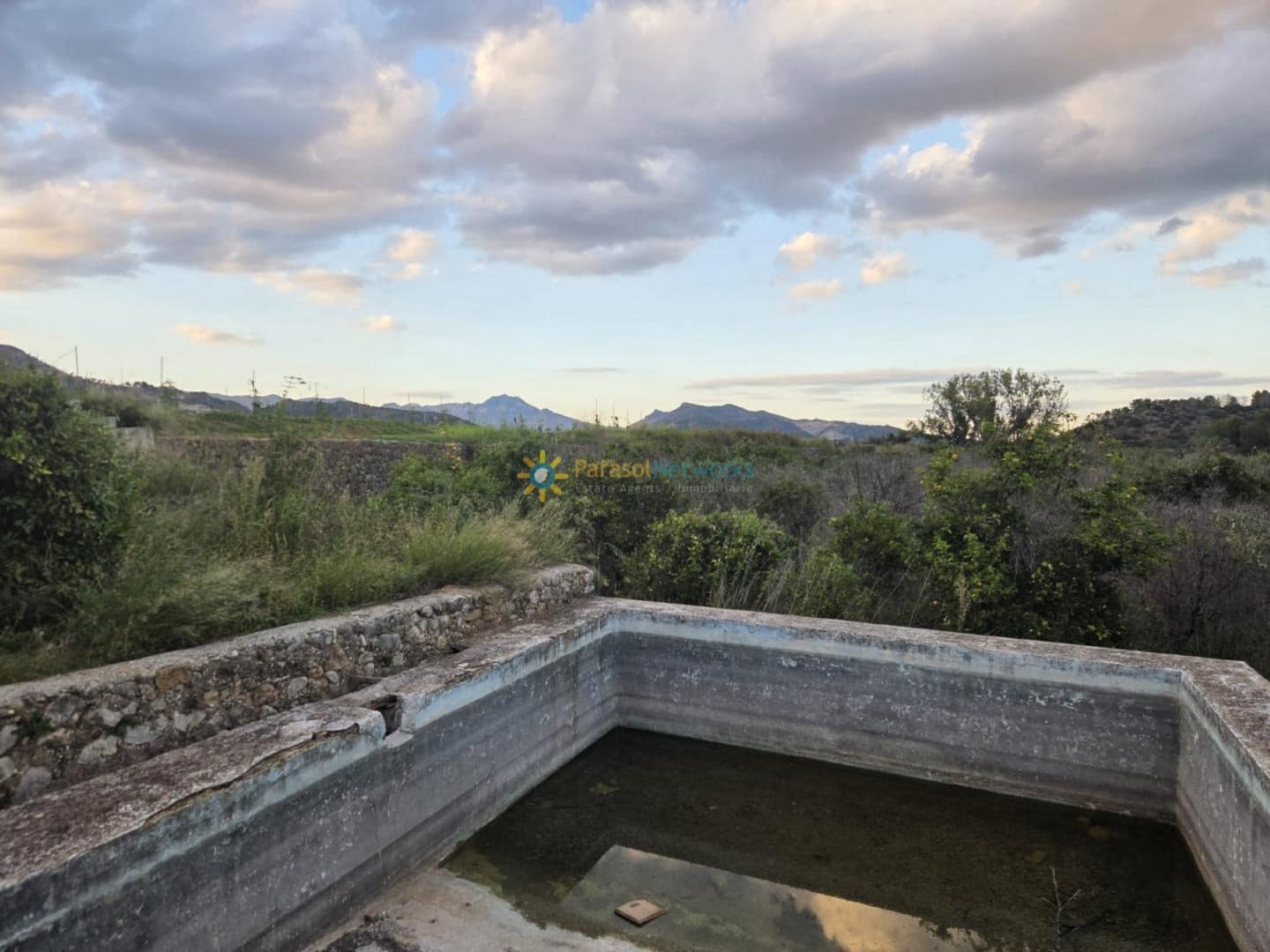 Finca/Landhuis te koop in Villalonga - € 94.000 (Ref: 9402540)