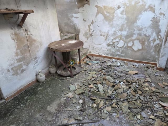 Finca/Landhuis te koop in Villalonga - € 94.000 (Ref: 9402540)